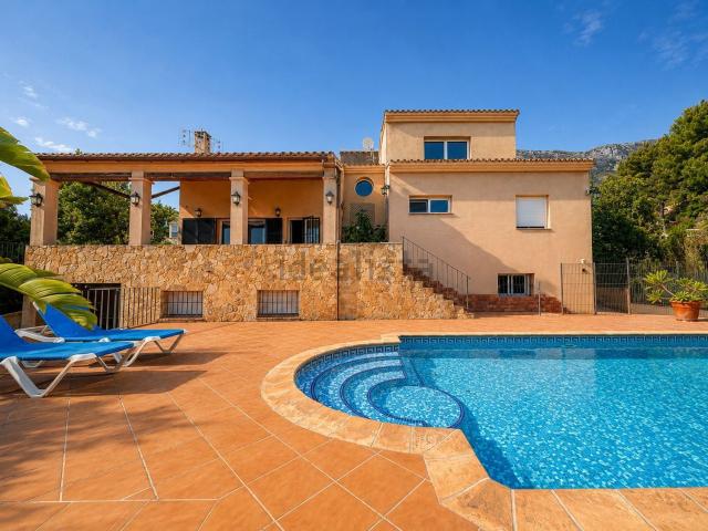 Chalet, Denia