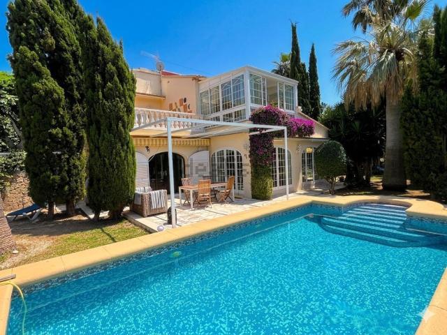 Chalet, Denia