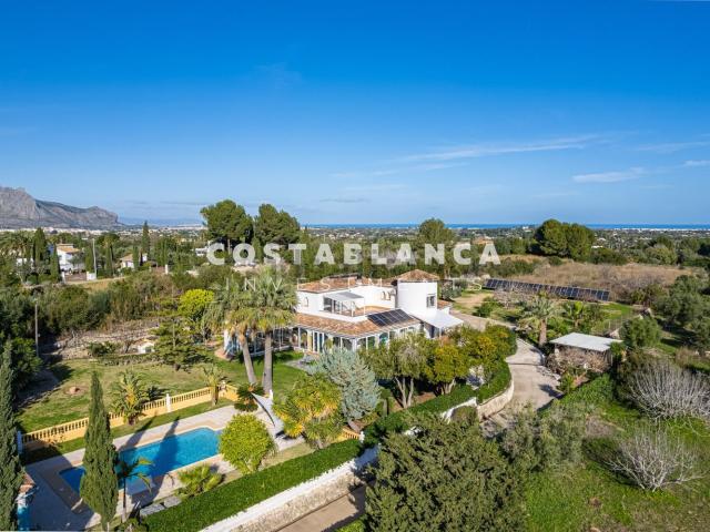 Chalet, Denia