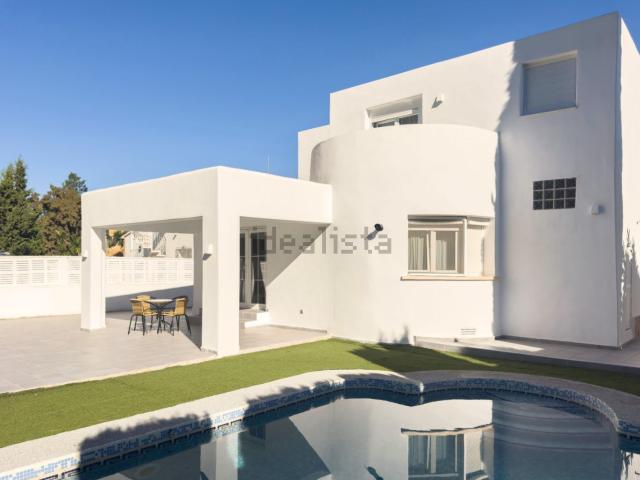 Chalet, Denia