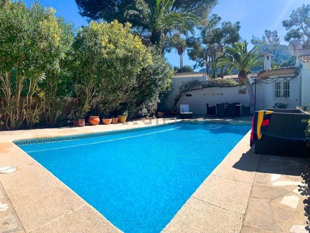 Chalet, Denia