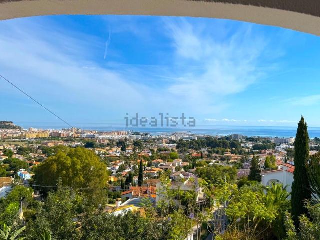 Chalet, Denia