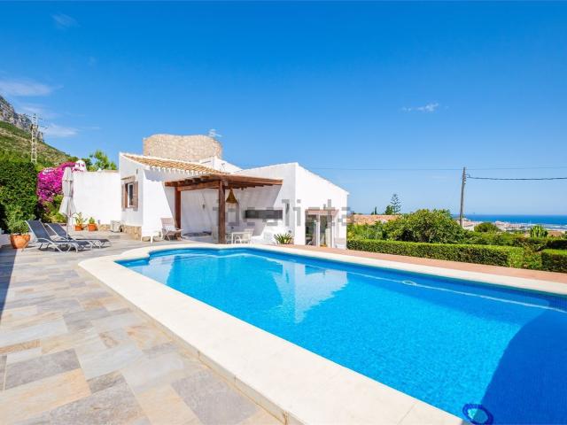 Chalet, Denia