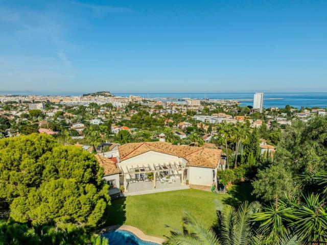 Chalet, Denia