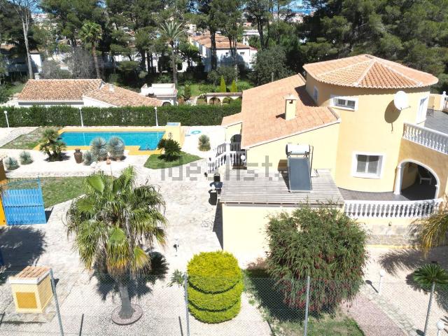 Chalet, Denia