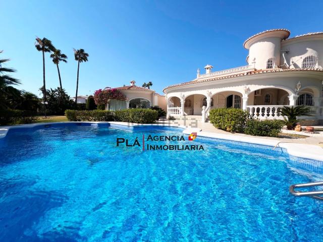 Chalet, Denia