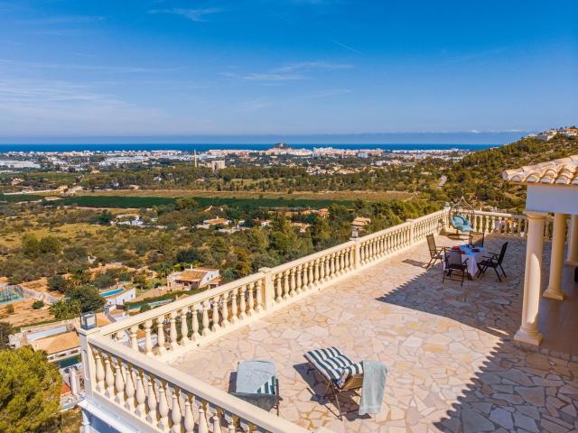 Chalet, Denia