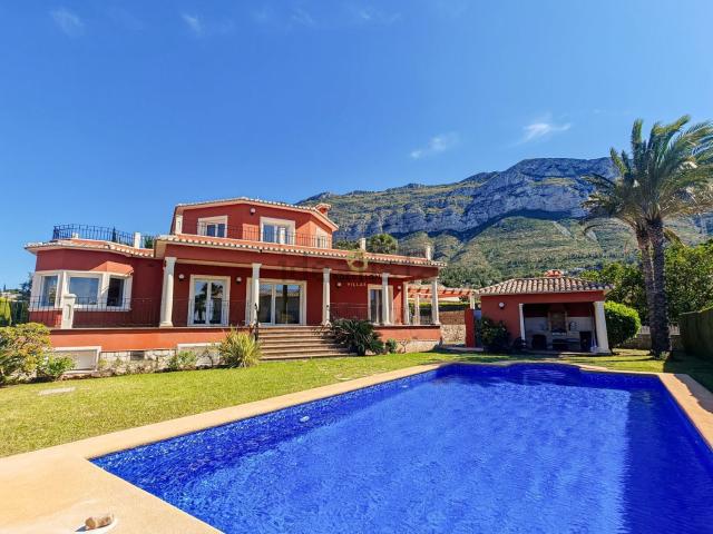 Chalet, Denia