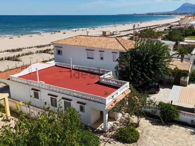 Chalet, Denia