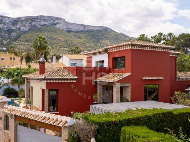Chalet, Denia