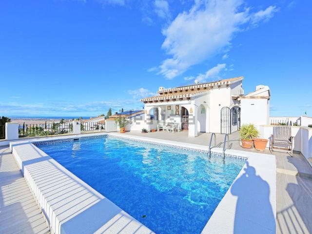 Chalet, Denia