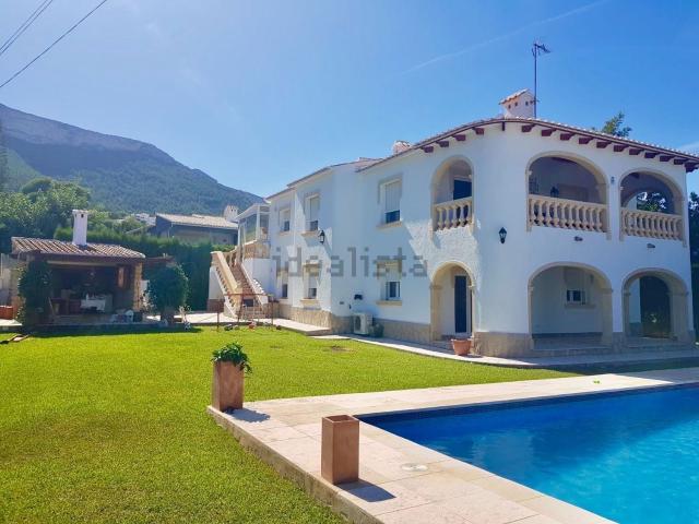 Chalet, Denia