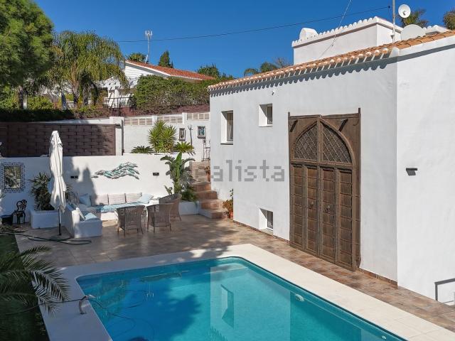 Chalet, Denia