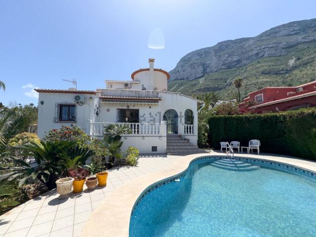 Chalet, Denia
