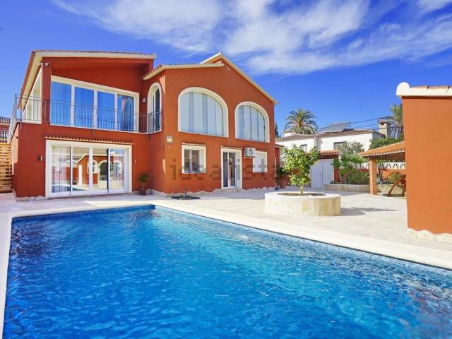Chalet, Denia