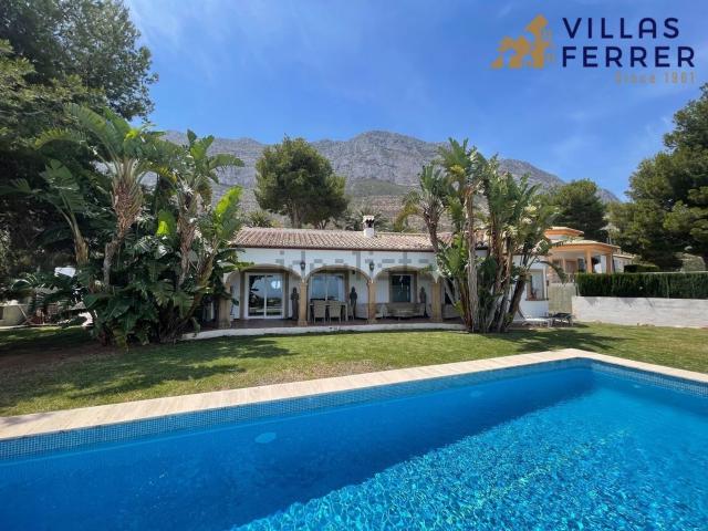 Chalet, Denia