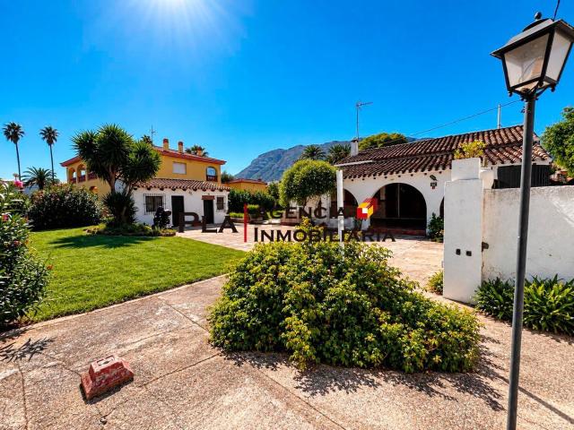 Chalet, Denia