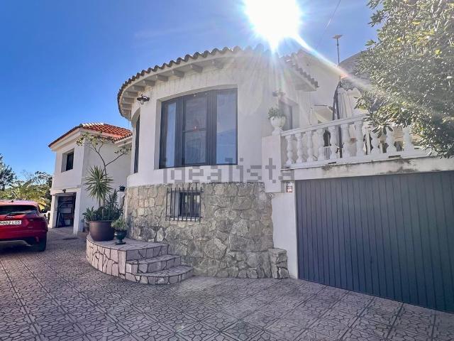 Chalet, Denia