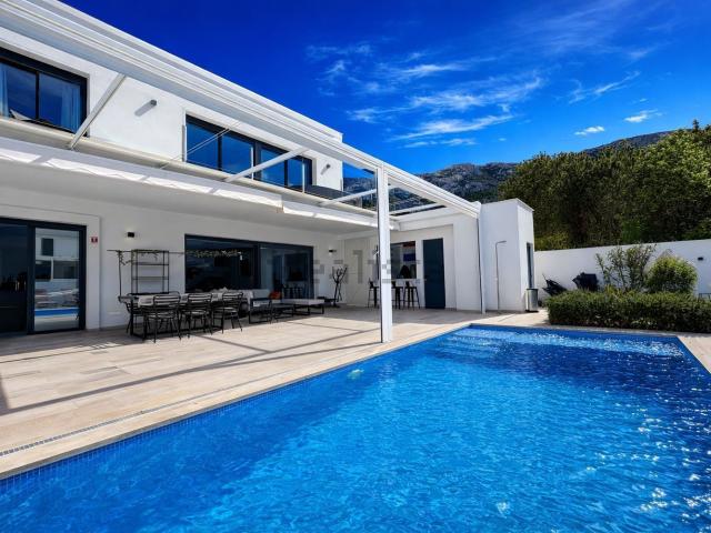 Chalet, Denia