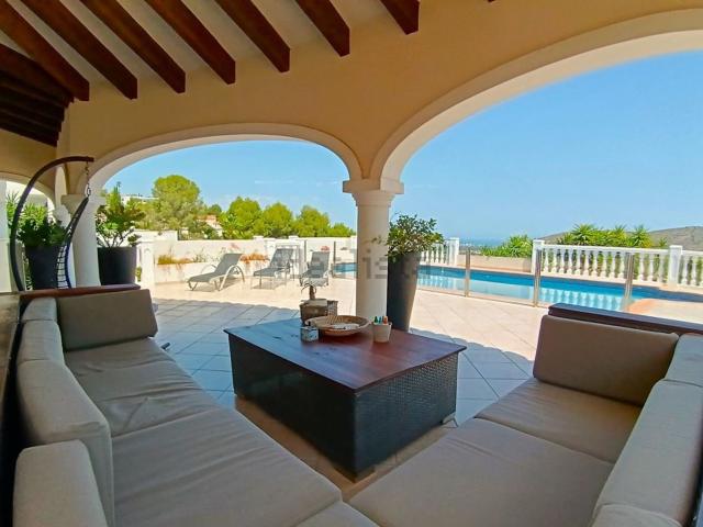 Chalet, Denia