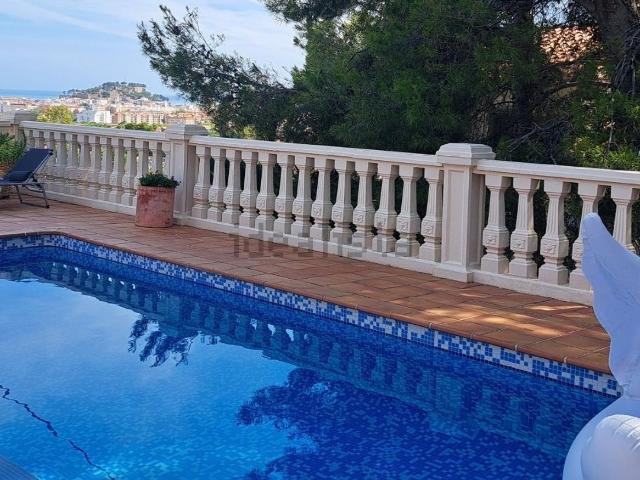 Chalet, Denia