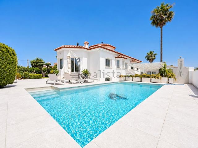 Chalet, Denia