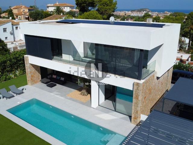 Chalet, Denia