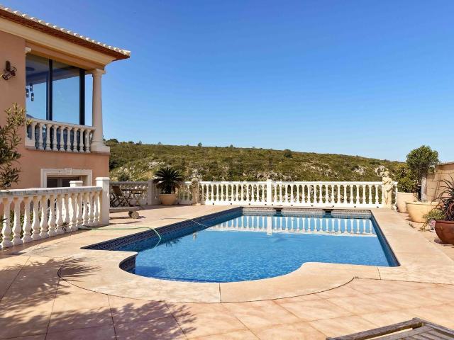 Chalet, Denia