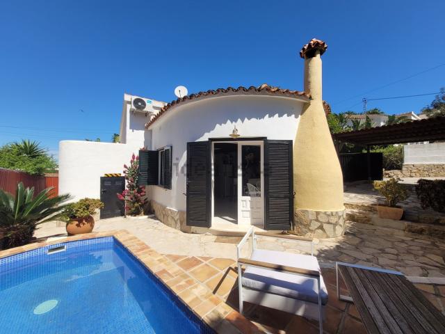 Chalet, Denia