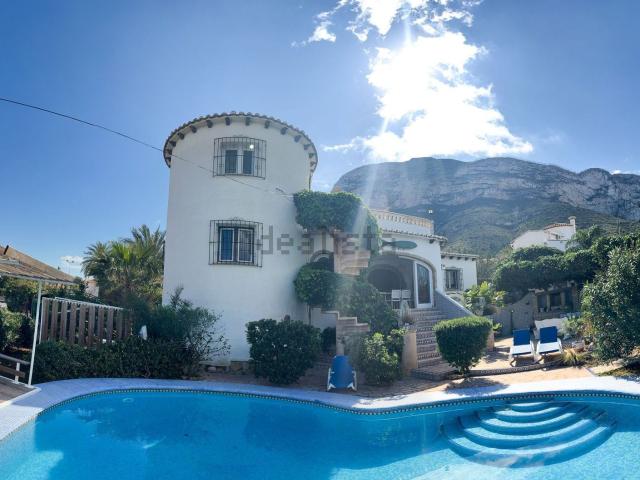 Chalet, Denia