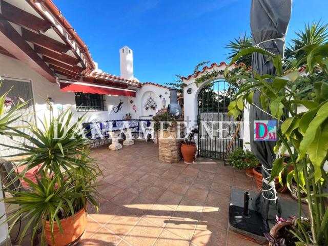 Chalet, Denia