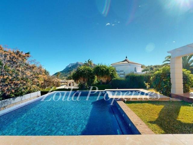 Chalet, Denia