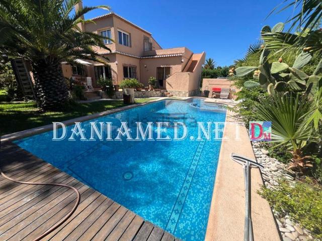 Chalet, Denia