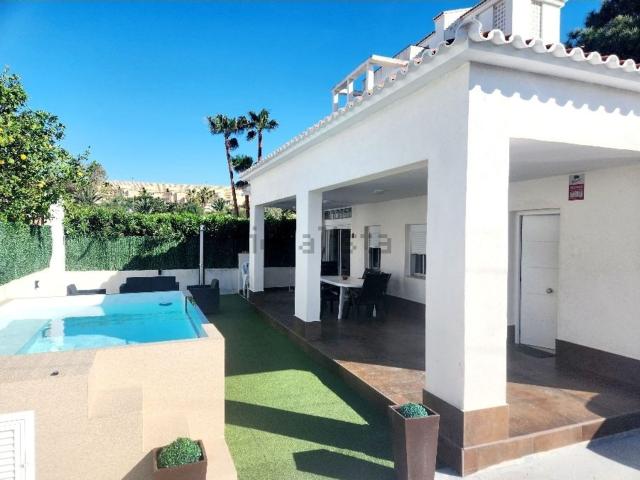 Chalet, Denia