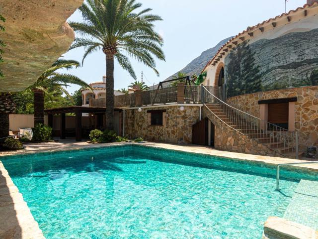 Chalet, Denia