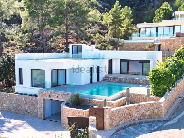Chalet, Denia