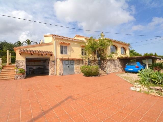 Chalet, Denia