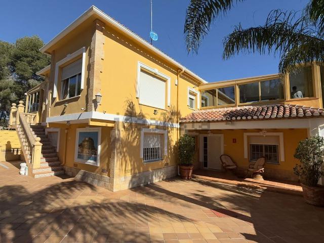 Chalet, Denia