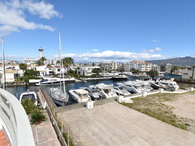 Chalet, Empuriabrava