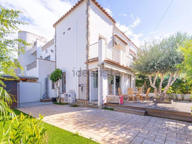 Chalet, Empuriabrava