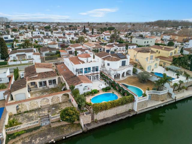 Chalet, Empuriabrava
