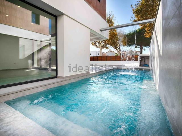 Chalet, Empuriabrava