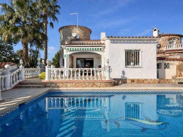 Chalet, Empuriabrava