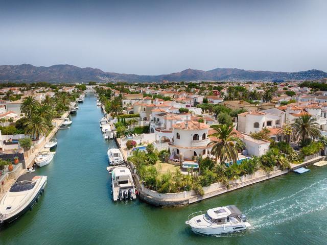 Chalet, Empuriabrava