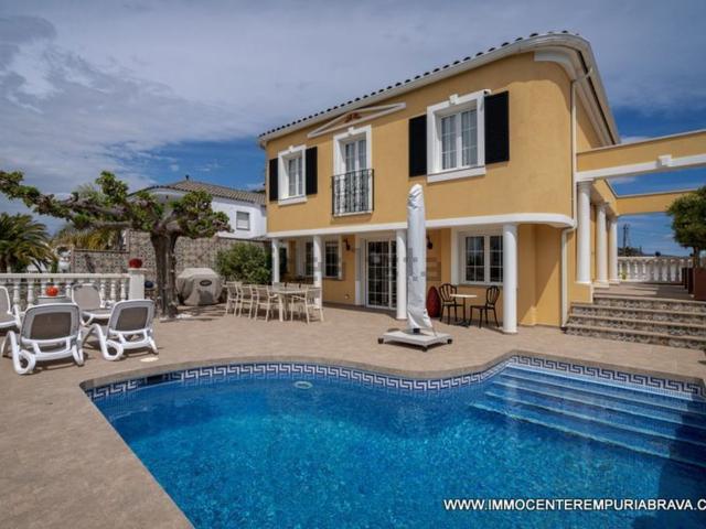 Chalet, Empuriabrava