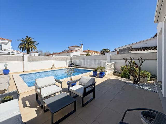 Chalet, Empuriabrava