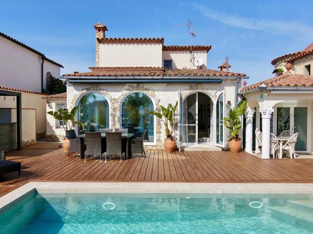 Chalet, Empuriabrava