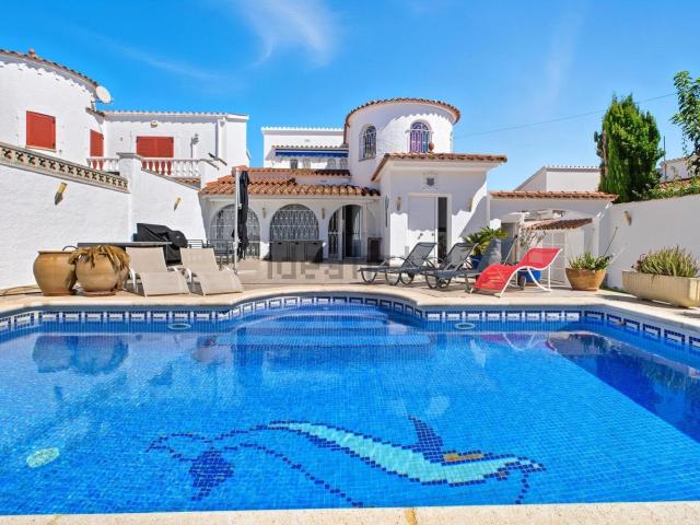 Chalet, Empuriabrava