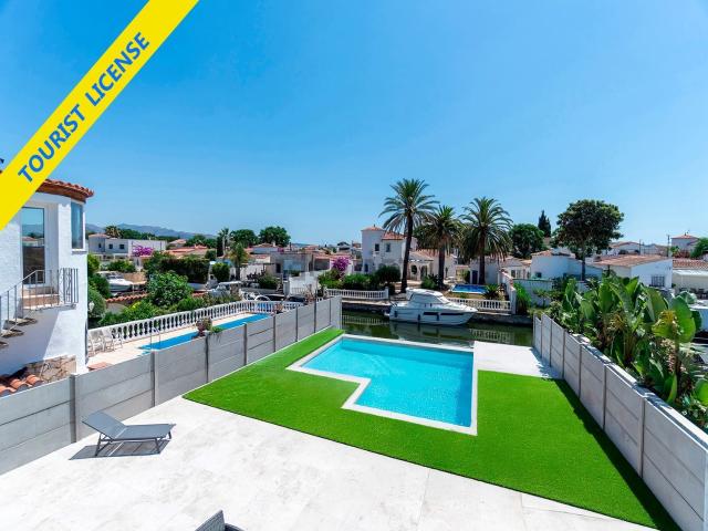 Chalet, Empuriabrava