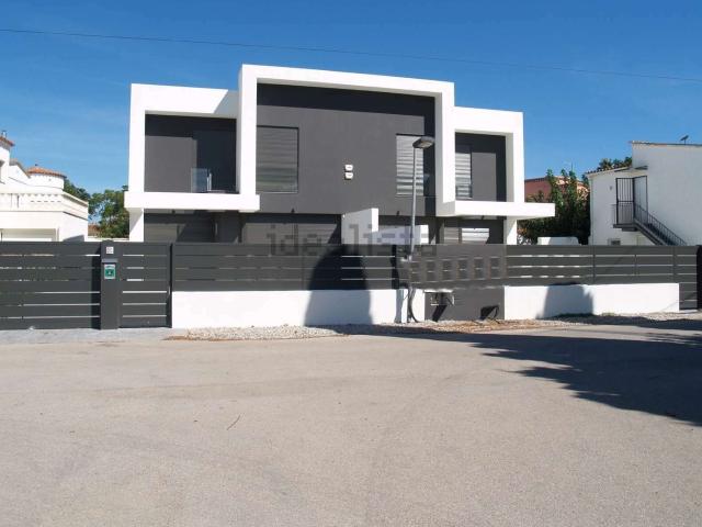 Chalet, Empuriabrava